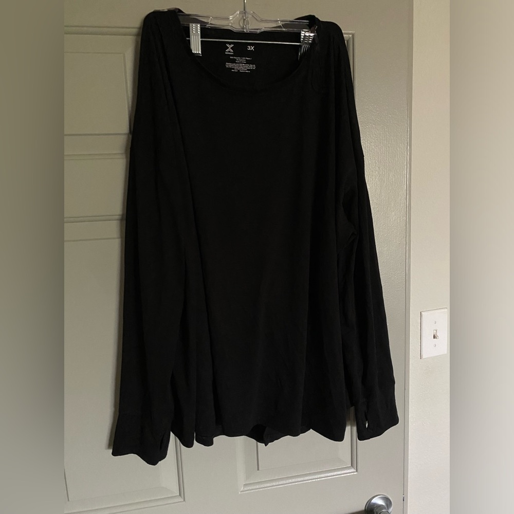Xersion black athletic top
